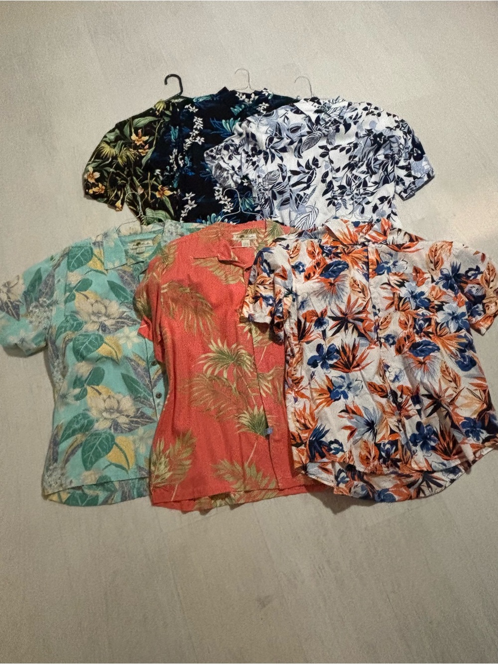 Men’s Floral Short-Sleeve Button Front Top - Coral